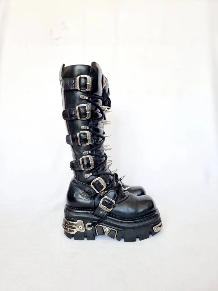EU 36 / UK 3 New Rock Boots
