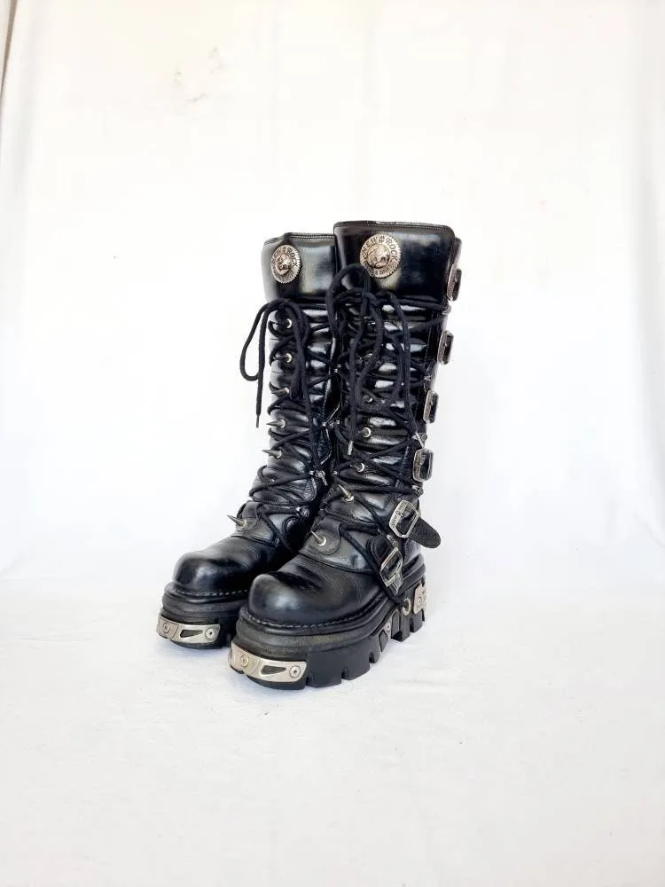 EU 36 / UK 3 New Rock Boots