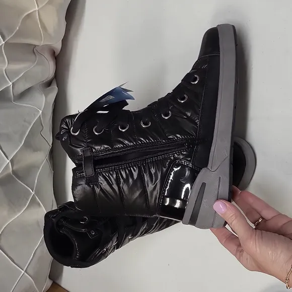 Geox Respira Breathable Thermal Insulation Multilayer Black Lace-up Boot Size 6