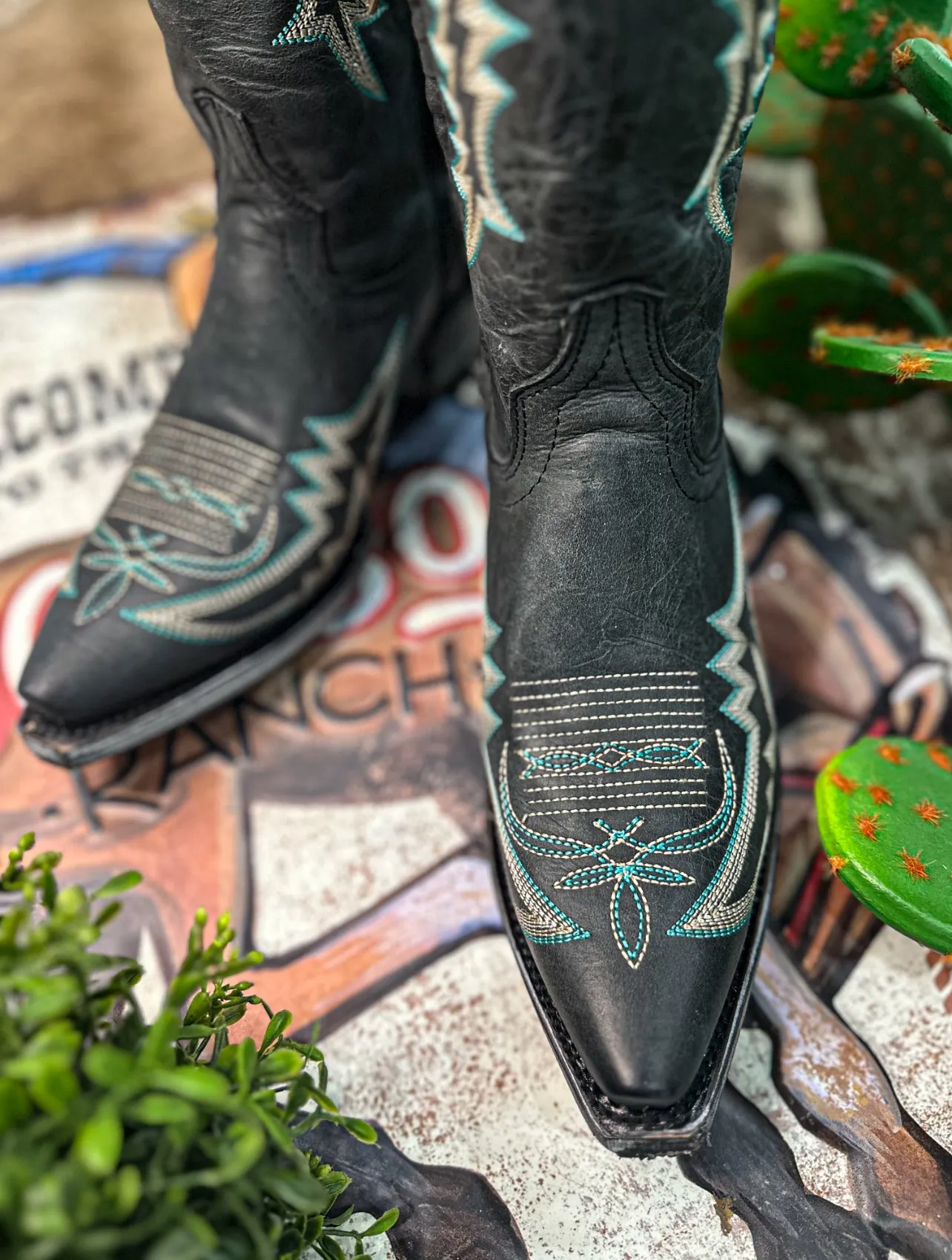 The Llamitas Boots