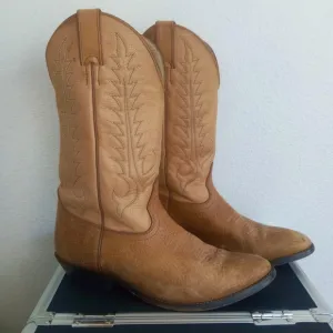 TONY LAMA Leather Cowboy Boots 2-Tone Brown Heels