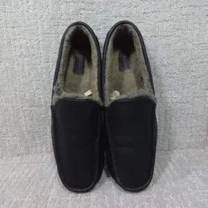 Ugg Ascot Mens Size 12 US Black Leather Sheepskin Slipper Moccasin 1103889W