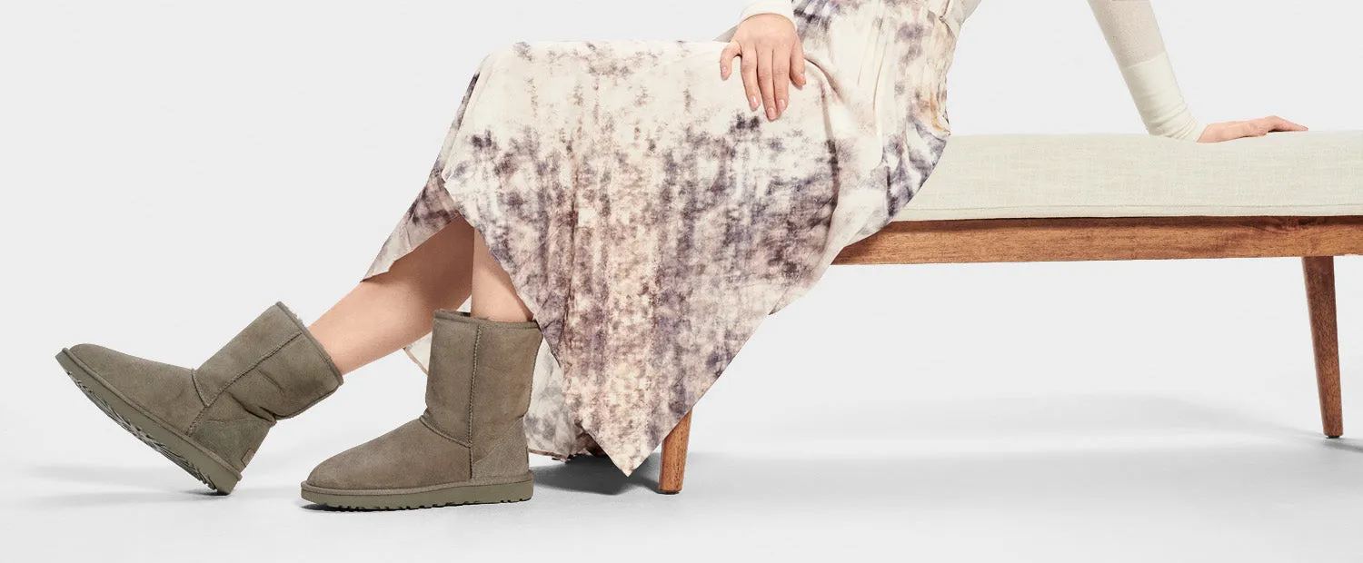 UGG Classic Short II