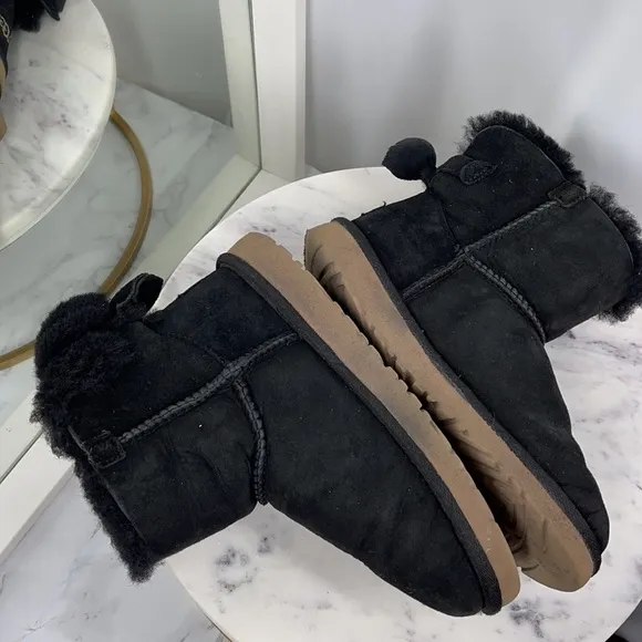 UGG Girls Black Bow Sheepskin Boots 🐑✨